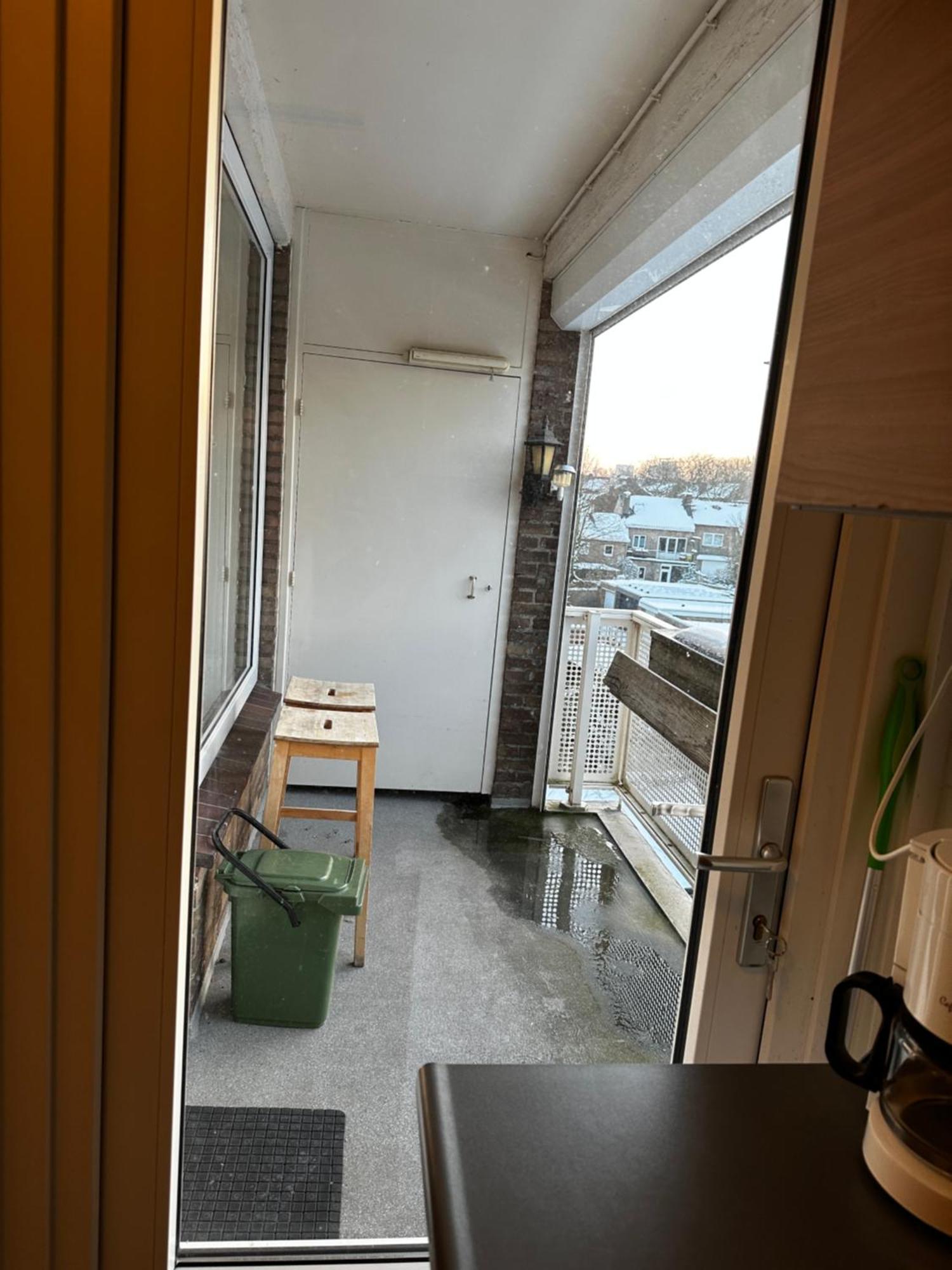 Lovely 2-Bedroom Apartment With Balcony Maastricht Bagian luar foto
